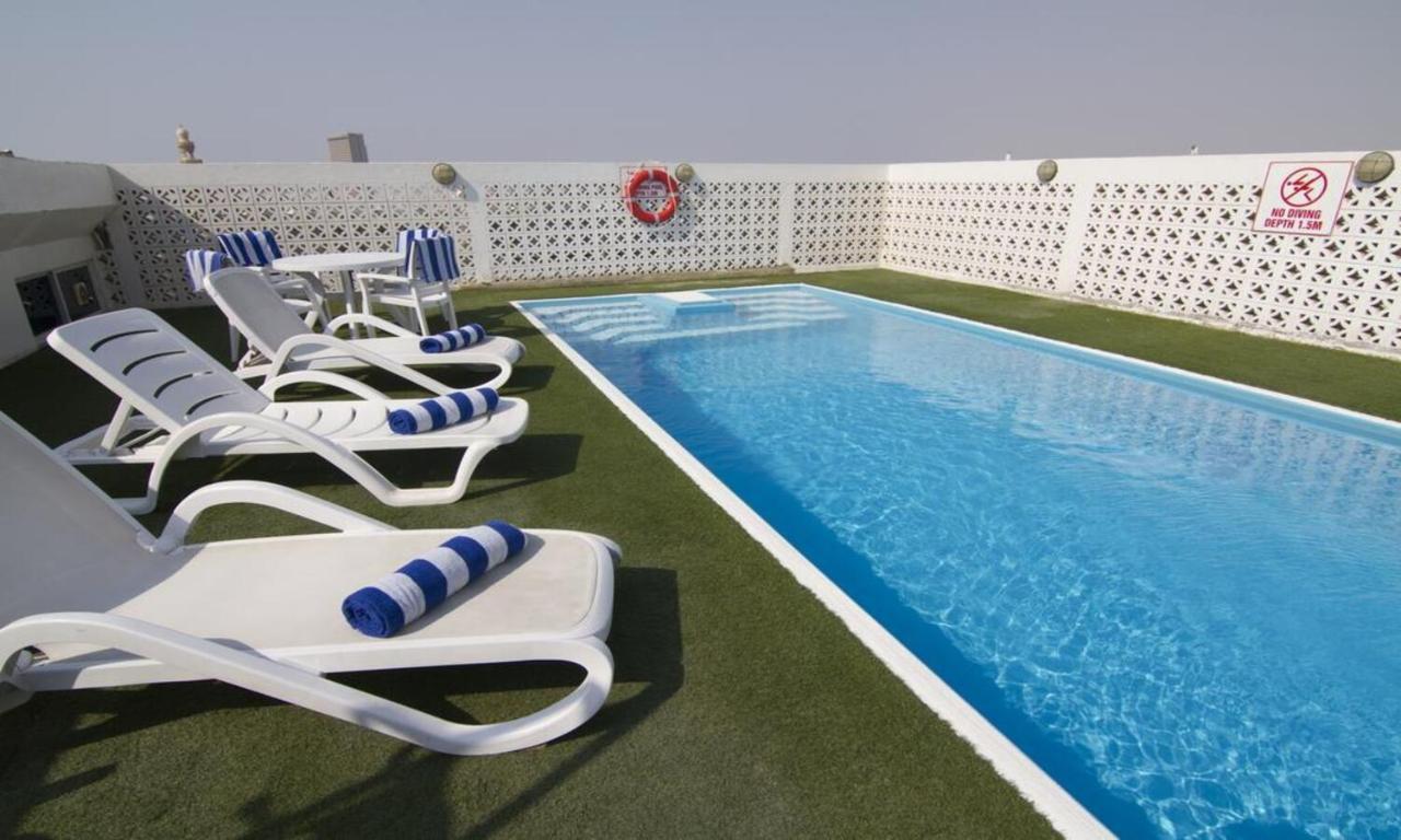 Landmark Hotel Dubai Buitenkant foto