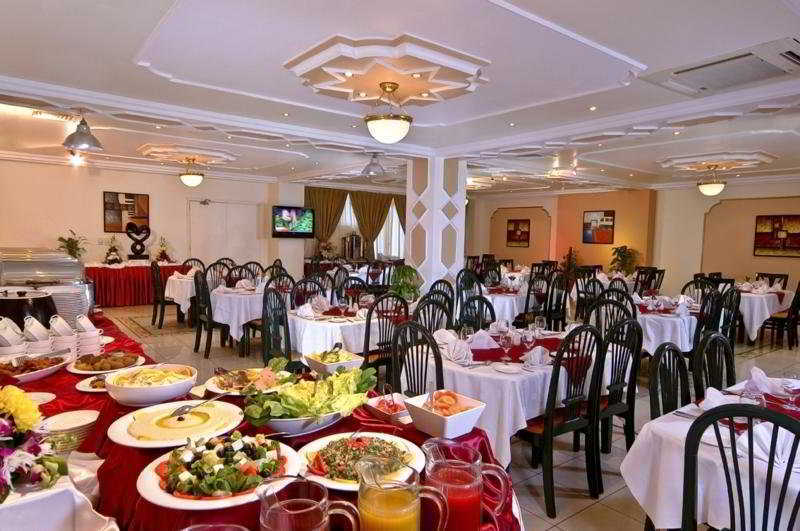 Landmark Hotel Dubai Buitenkant foto
